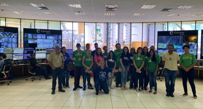 Alunos da escola Ana Maria visitam a Eldorado