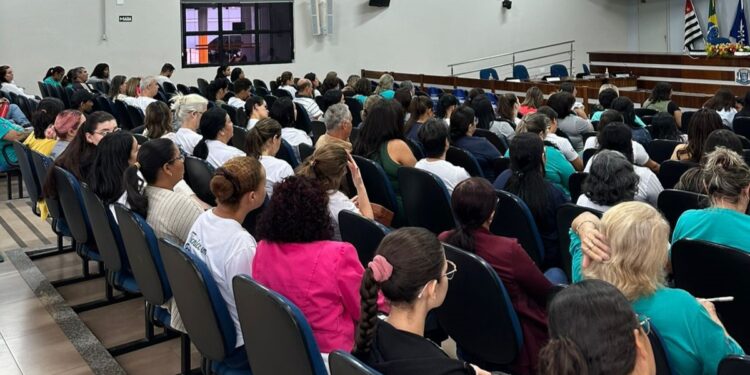 1° Encontro de Fortalecimento da Vigilância e Controle de Escorpião é realizado em Ilha Solteira