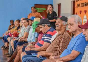 CRAS de Selvíria realiza ação em homenagem ao Dia da Pessoa Idosa