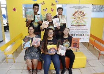 Biblioteca Municipal recebe nova doação de livros do projeto Manhã Literária – Afrocentrando