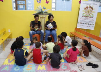 ‘Leiturinha’ volta a encantar crianças na Biblioteca Municipal de Ilha Solteira