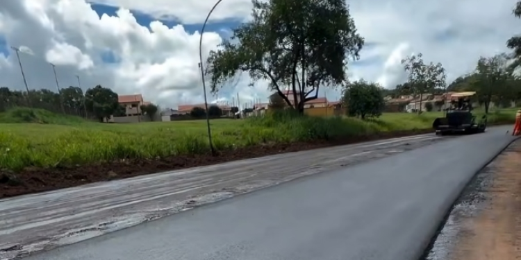 Prefeitura inicia recapeamento das avenidas Atlântica e Continental