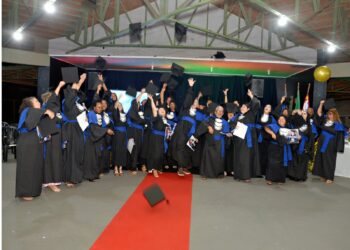 CEEJA celebra formatura e abre inscrições