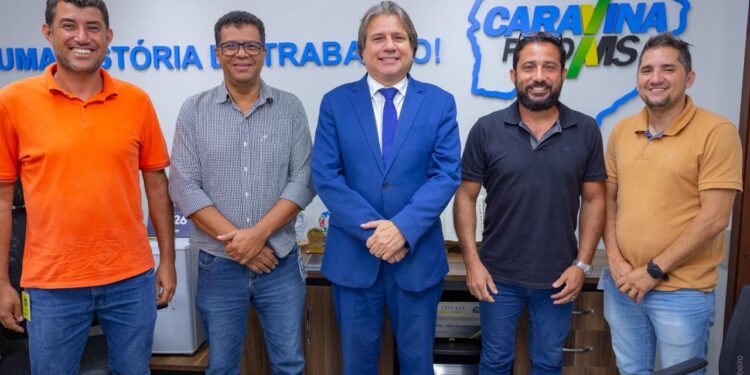 Prefeito Jaime se reúne com o deputado estadual Pedro Caravina em Campo Grande