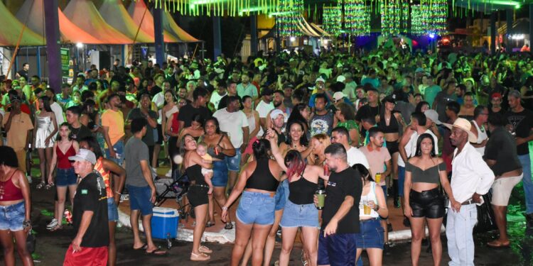 6º Selva Folia reúne grande público e se consolida como um dos maiores carnavais da região