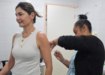 Ilha Solteira inicia vacinação contra a dengue para profissionais da Atenção Primária