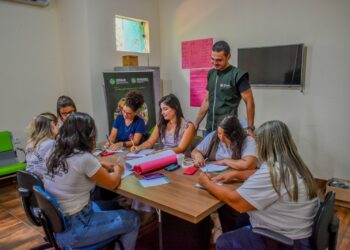 Curso capacita equipe do Lar do Idoso em primeiros socorros emocionais