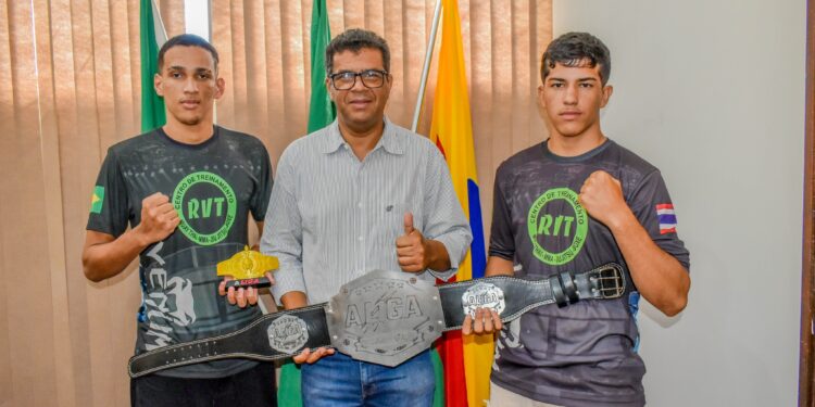 Atletas de Selvíria Ase destacam em evento de luta em Birigui