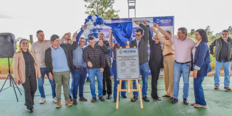 Prefeitura de Selvíria inaugura cobertura de quadra