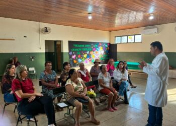 CRAS promove palestra sobre saúde para idosos