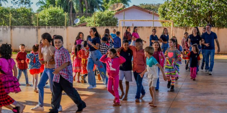 SCFV Ser Mais 1 e 2 encerram semestre com festas julinas em Selvíria