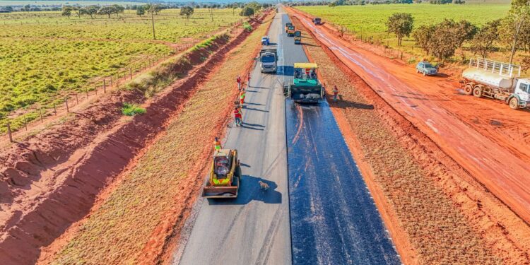 Pavimentação da MS-444 avança e entra na reta final em Selvíria