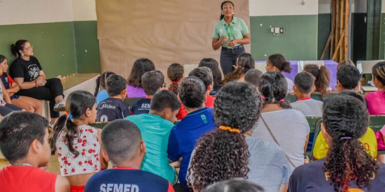 Neoenergia leva “Aula de Energia” ao SCFV em Selvíria